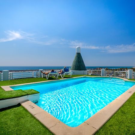 Hotel Villa De Laredo Фуэнхирола Экстерьер фото